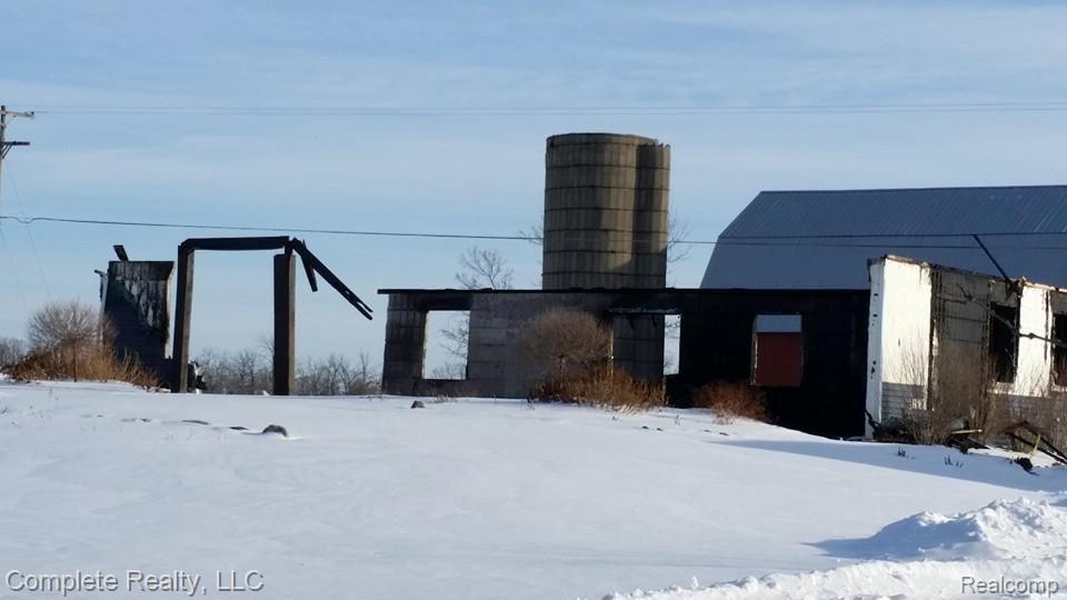 11099 Reid Road Swartz Creek, MI 48473 - Photo 2 of 7 Gallery Image 2