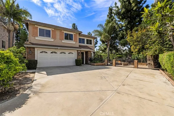 $2,149,888 | 74 Linhaven, Irvine, CA 92602