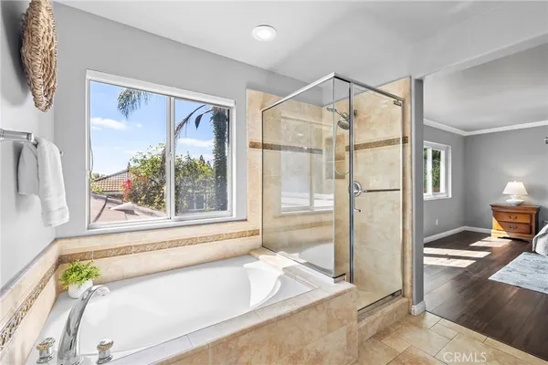 $2,149,888 | 74 Linhaven, Irvine, CA 92602