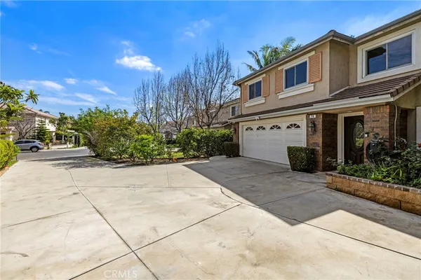 $2,149,888 | 74 Linhaven, Irvine, CA 92602