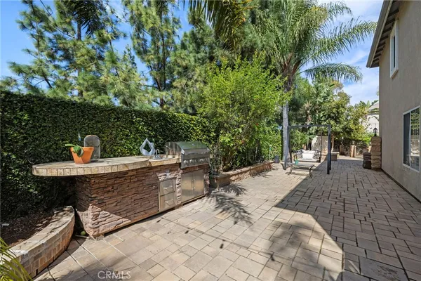 $2,149,888 | 74 Linhaven, Irvine, CA 92602