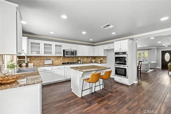 $2,149,888 | 74 Linhaven, Irvine, CA 92602