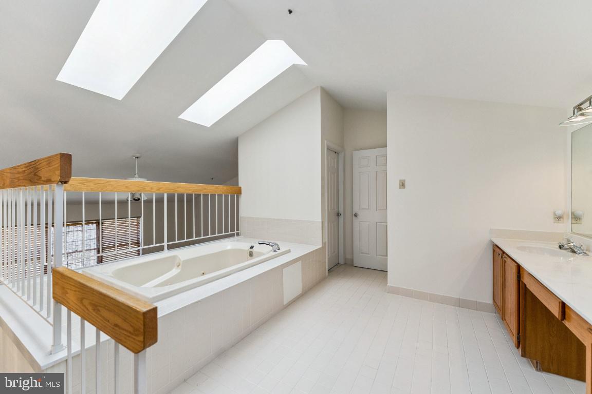 9102 Erfurt Court Laurel, MD 20708 - Photo 28 of 47