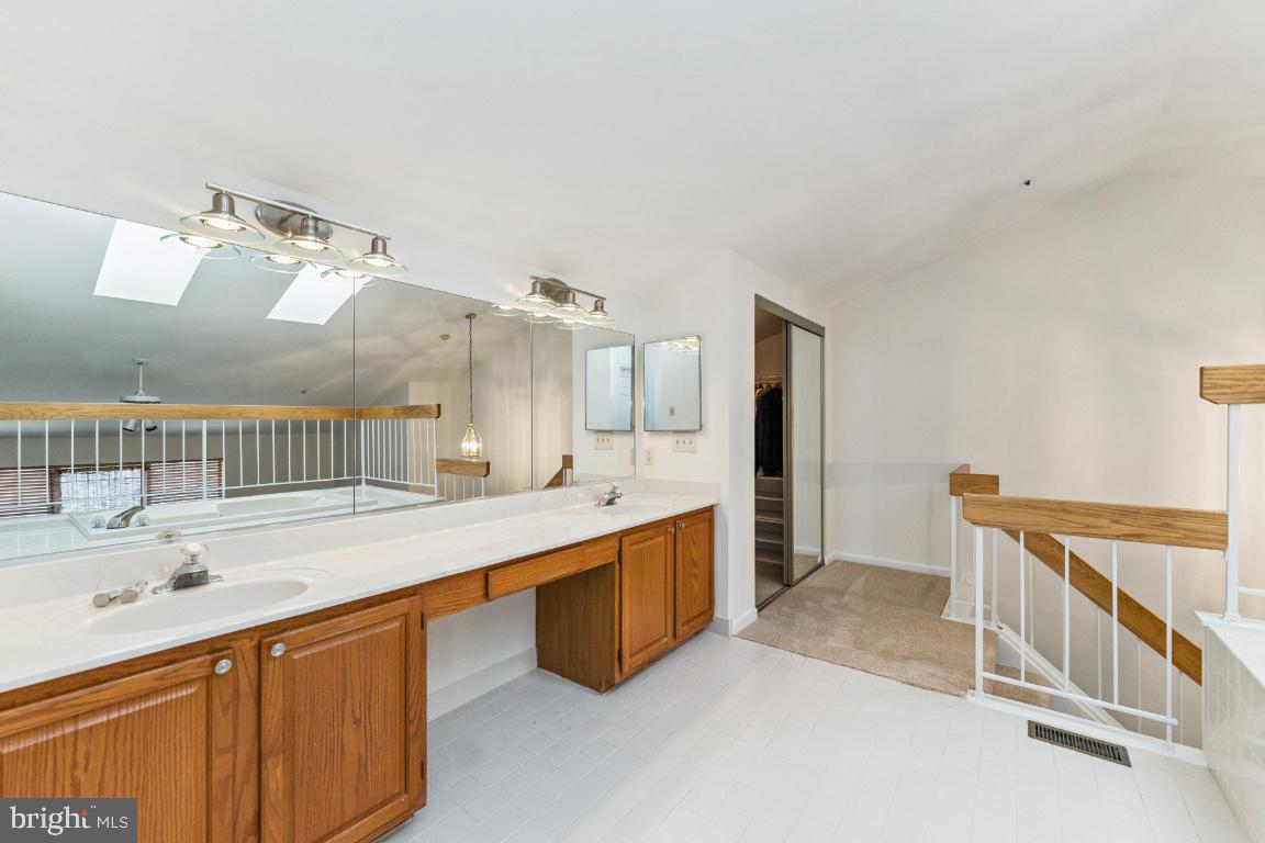 9102 Erfurt Court Laurel, MD 20708 - Photo 30 of 47