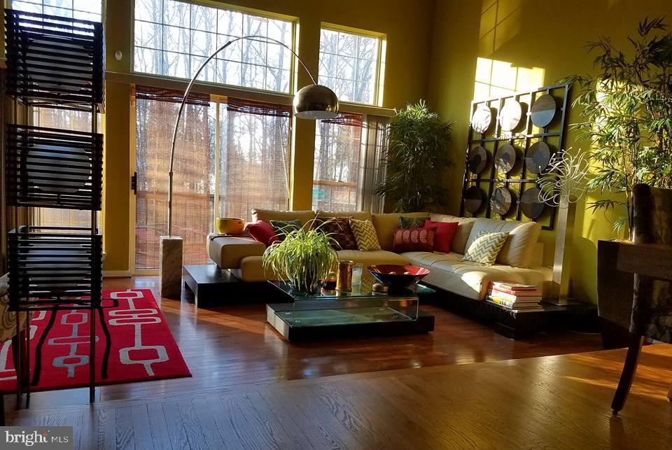 9102 Erfurt Court Laurel, MD 20708 - Photo 3 of 47