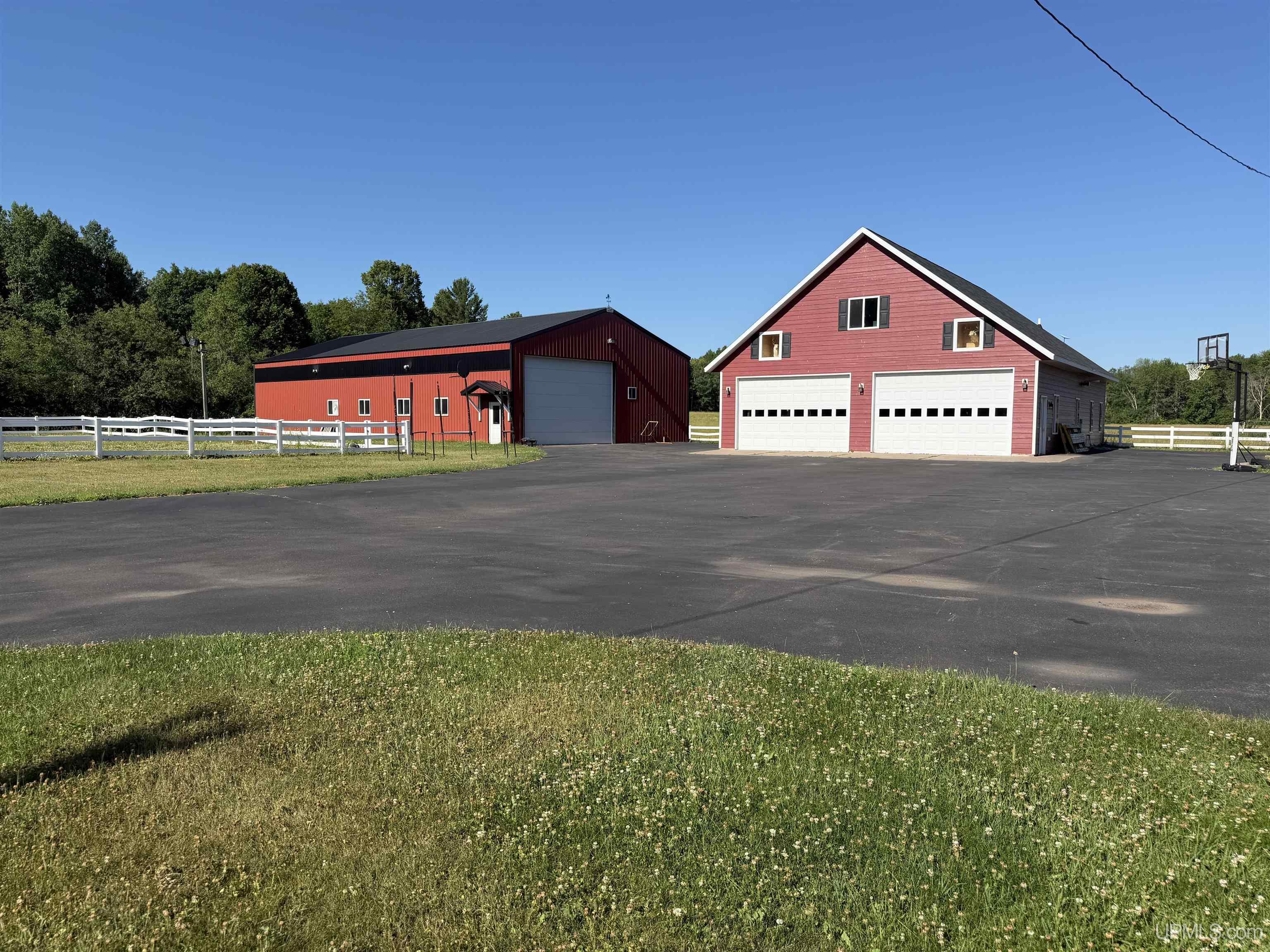 14469 North River Road Hurley, WI 54534 - Photo 4 of 78