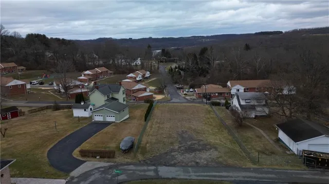 a view of a living room with furniture
