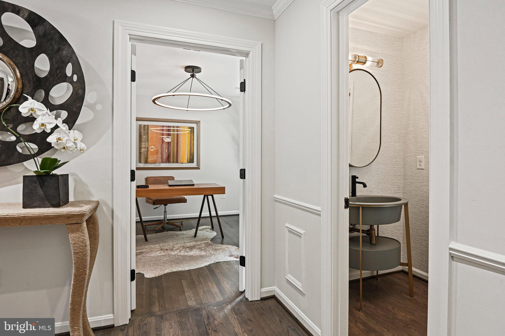 11440 Vale Spring Drive Oakton, VA 22124 - Photo 18 of 93