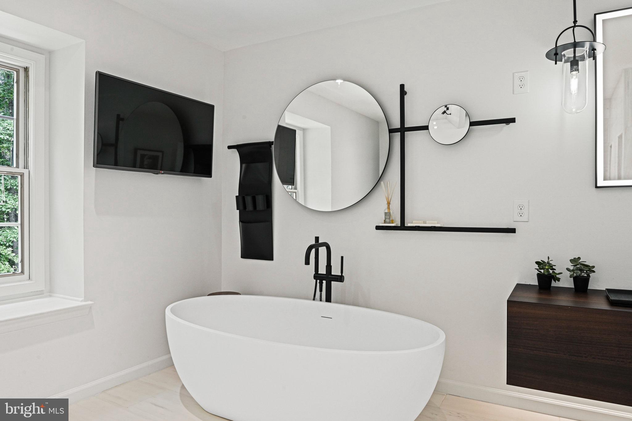 11440 Vale Spring Drive Oakton, VA 22124 - Photo 50 of 93