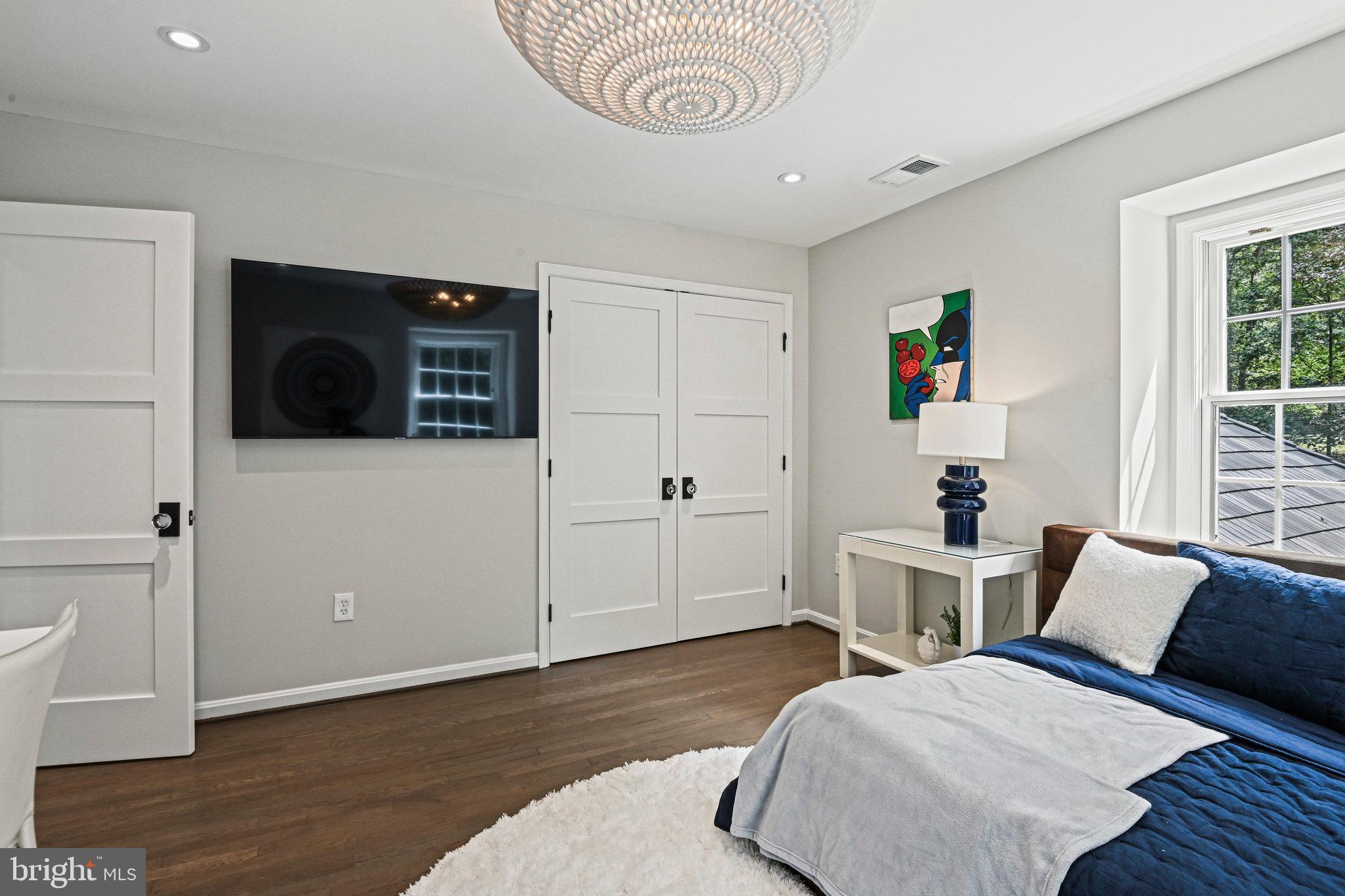 11440 Vale Spring Drive Oakton, VA 22124 - Photo 56 of 93