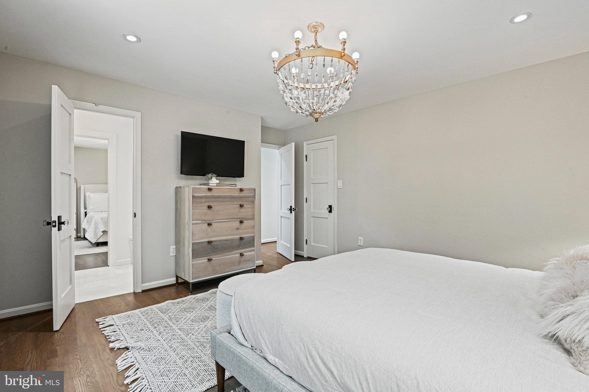 11440 Vale Spring Drive Oakton, VA 22124 - Photo 62 of 93