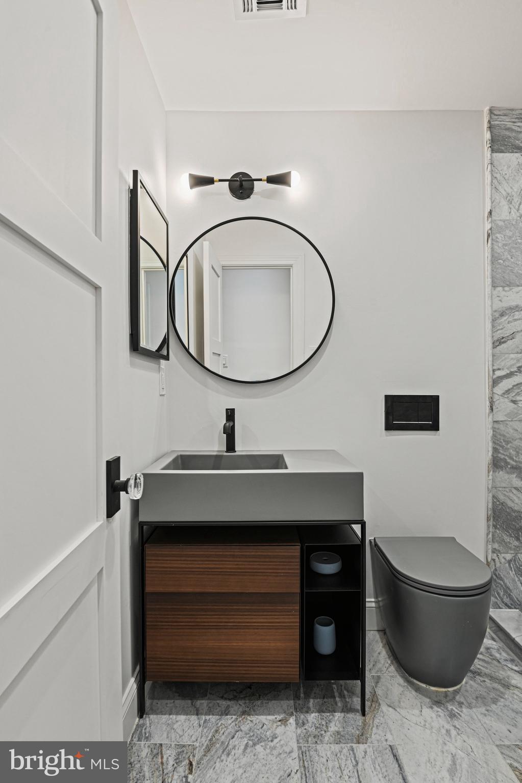 11440 Vale Spring Drive Oakton, VA 22124 - Photo 73 of 93