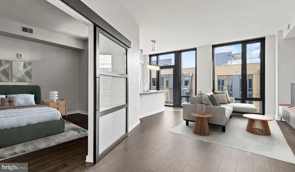 $4,053 | 8300 Wisconsin Avenue, Unit 2B1617, Bethesda, MD 20814