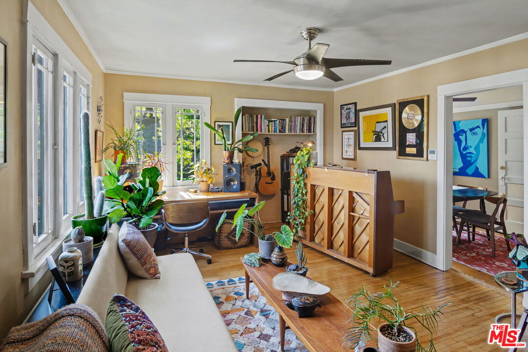 2449 Riverside Place Los Angeles, CA 90039 - Photo 4 of 42