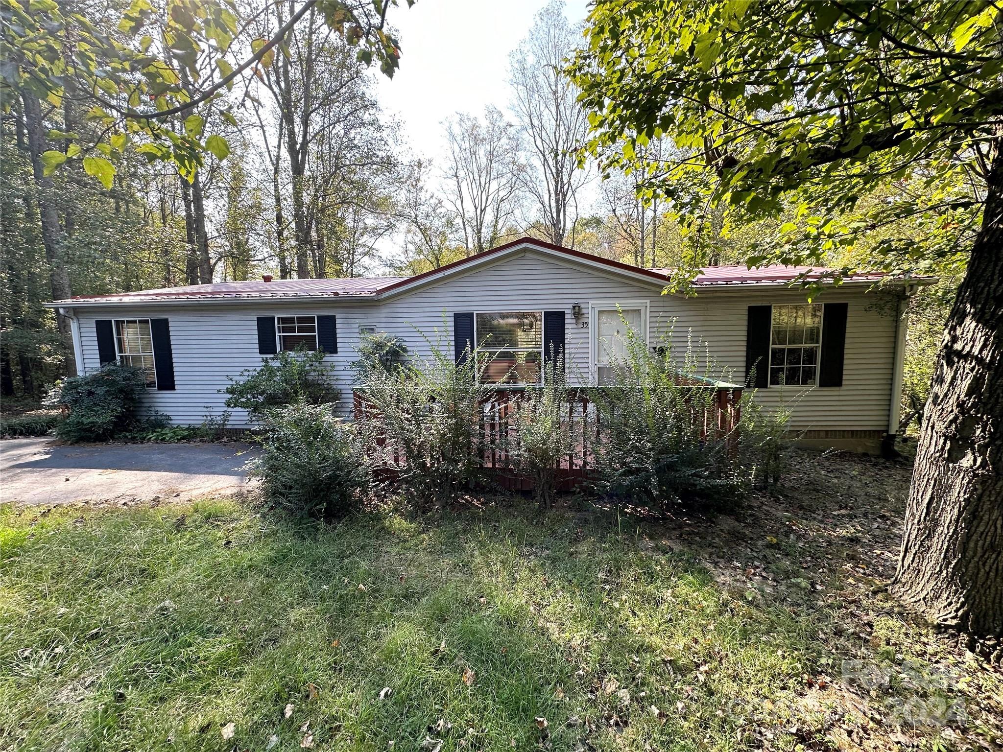 35 Whispering Oaks Road Candler, NC 28715 - Photo 3 of 19 Gallery Image 3