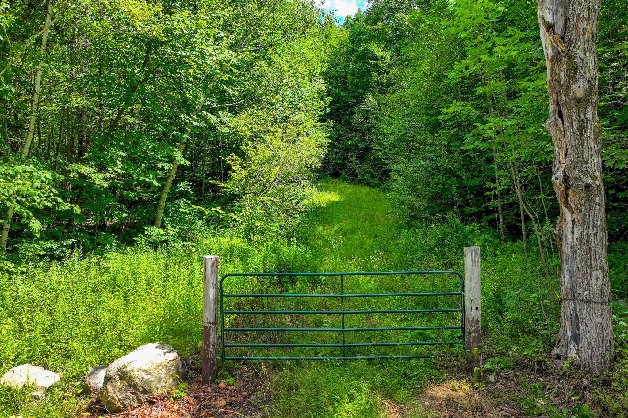 1498 North Hollow Road Rochester, VT 05767 - Photo 3 of 20 Gallery Image 3