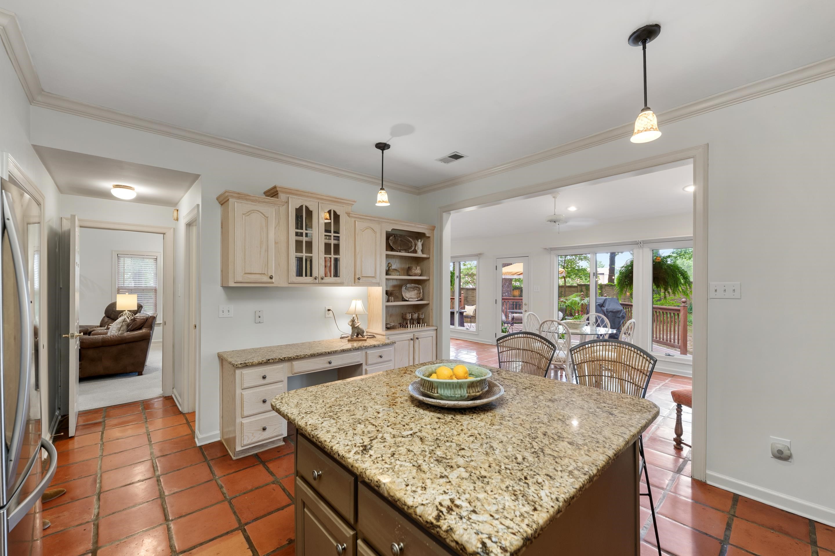 732 North Tree Drive Collierville, TN 38017 - Photo 12 of 39