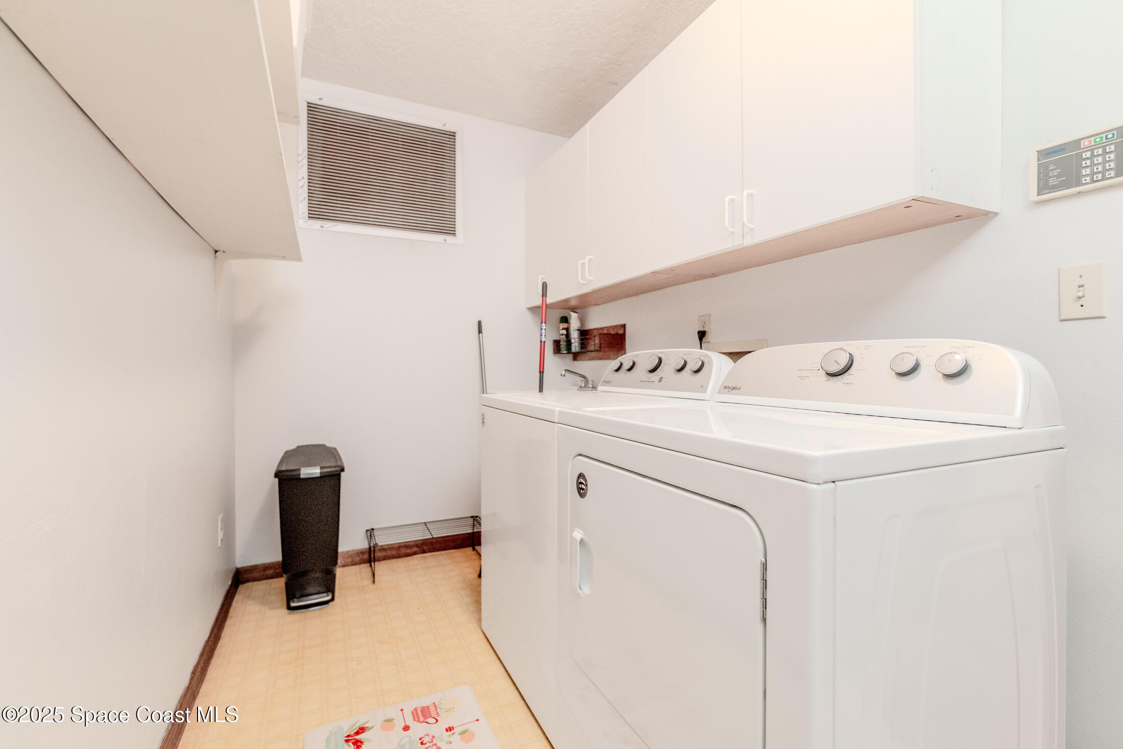 369 Crystal Lake Drive Melbourne, FL 32940 - Photo 39 of 41 LAUNDRY ROOM
