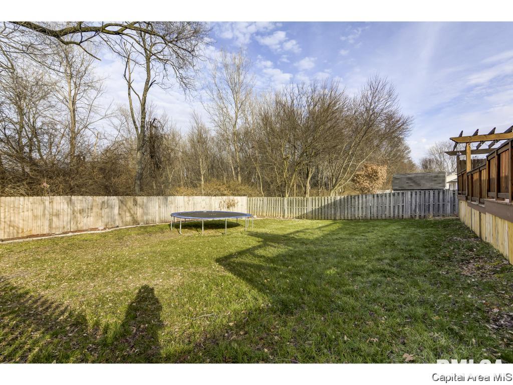1201 Mildred Court Springfield, IL 62712 - Photo 32 of 35