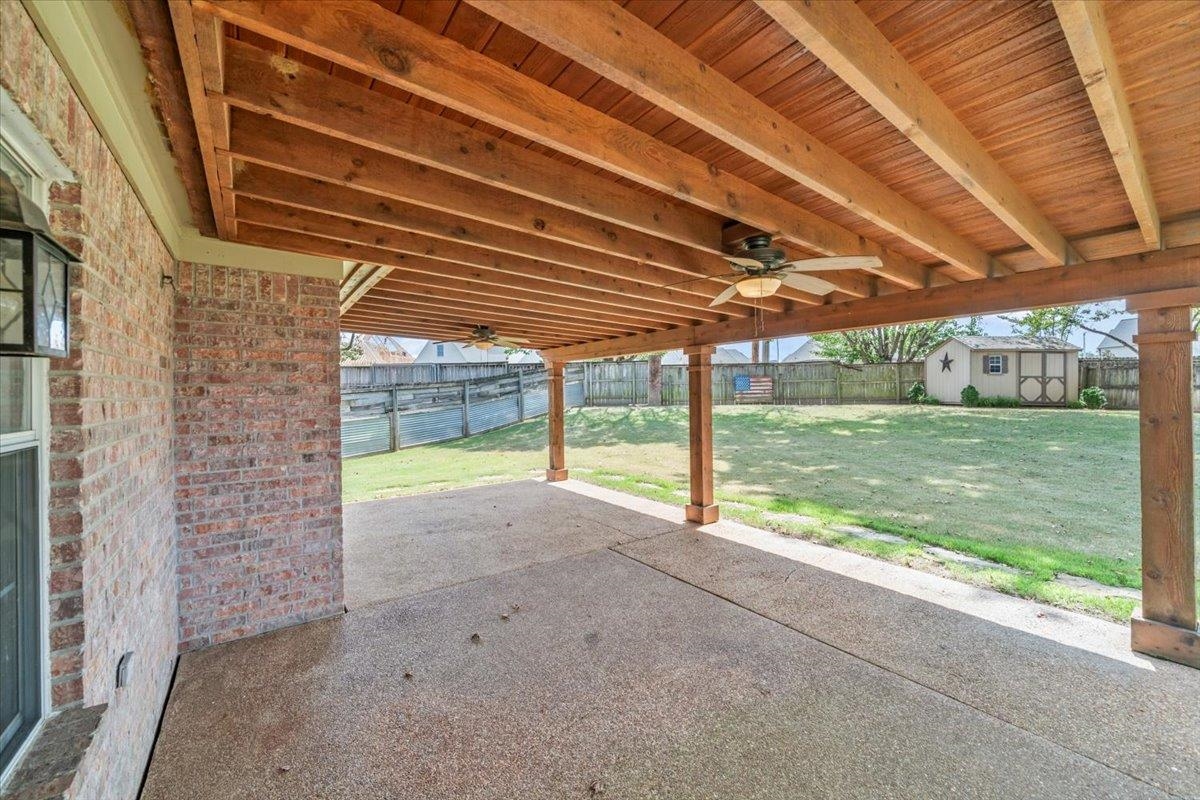 1279 River Ridge Drive Collierville, TN 38017 - Photo 21 of 28 a view of a backyard of the house