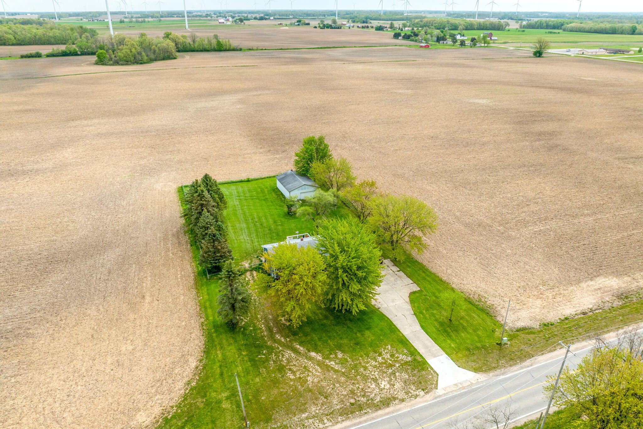 2268 North Winn Road Mount Pleasant, MI 48858 - Photo 2 of 36 30-web-or-mls-DJI_0303-Edit