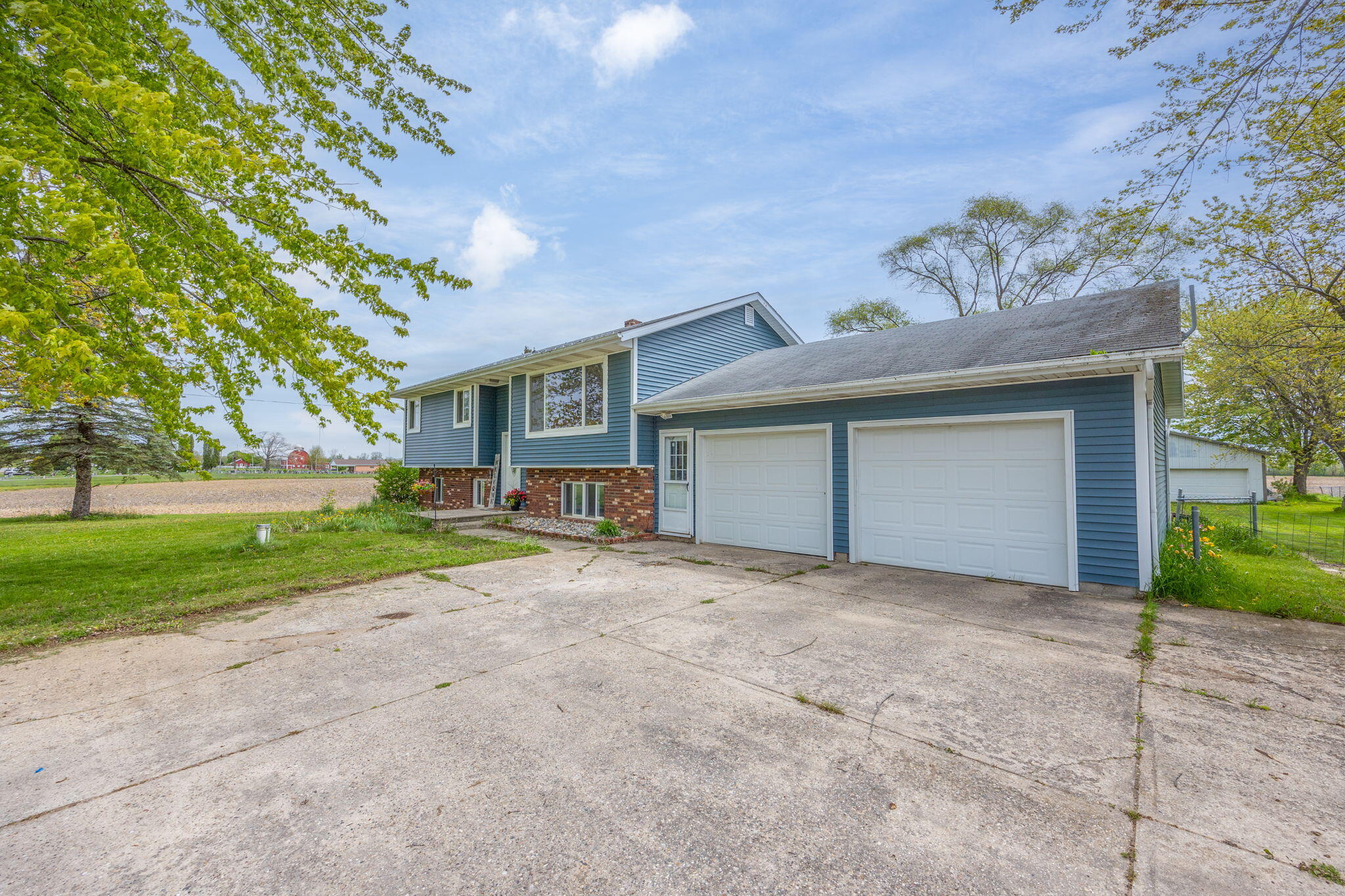 2268 North Winn Road Mount Pleasant, MI 48858 - Photo 6 of 36 3-web-or-mls-5L7A6585-Edit