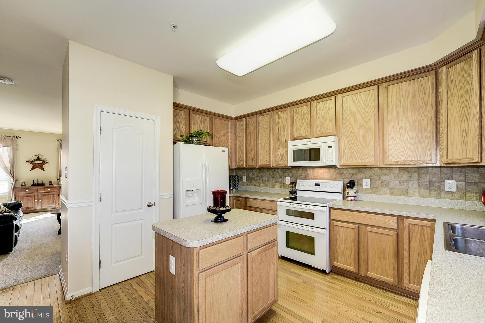 12936 Yellow Jacket Road Hagerstown, MD 21740 - Photo 15 of 30 Kitchen