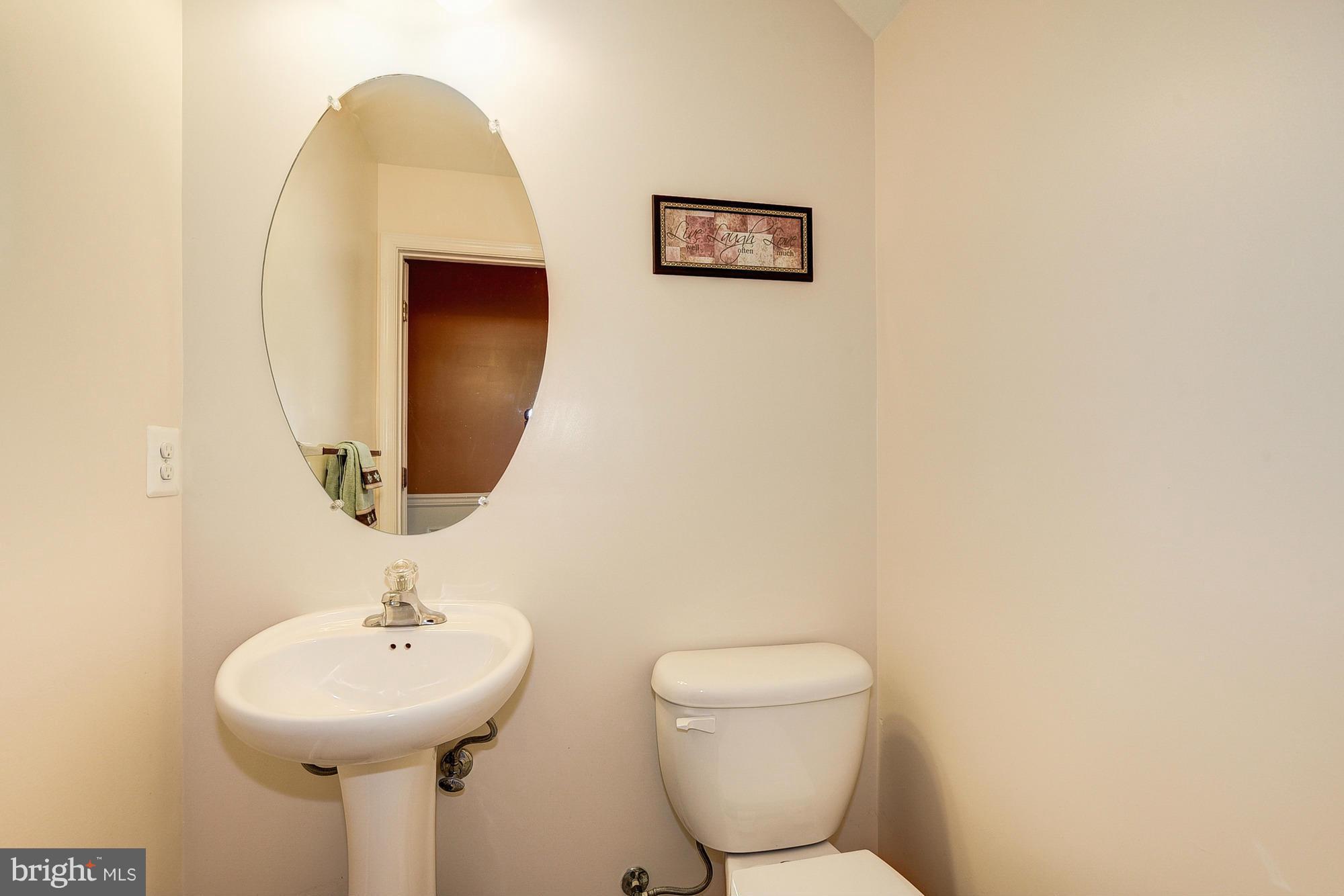 12936 Yellow Jacket Road Hagerstown, MD 21740 - Photo 9 of 30 Bath