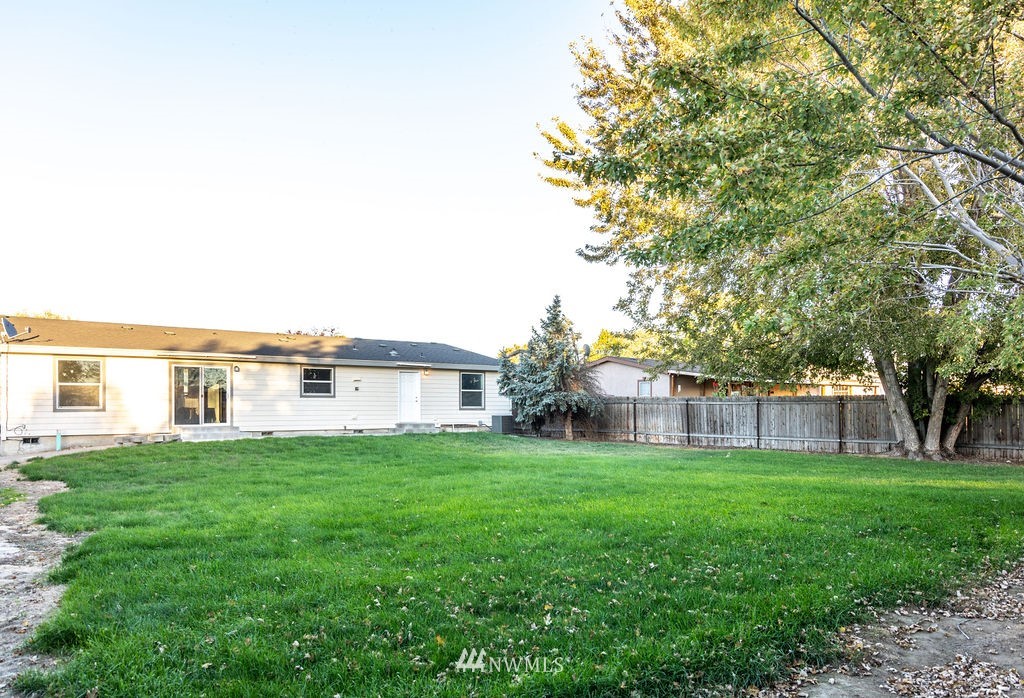 88 Columbia Road Burbank, WA 99323 - Photo 5 of 33 Gallery Image 5