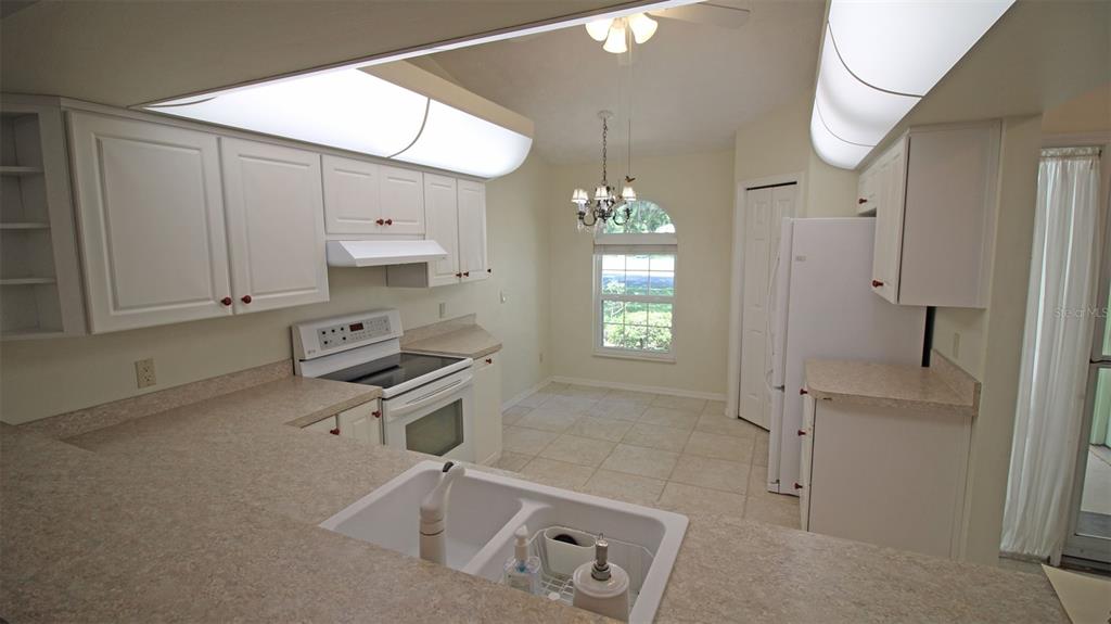 704 Moray Drive Inverness, FL 34453 - Photo 7 of 40