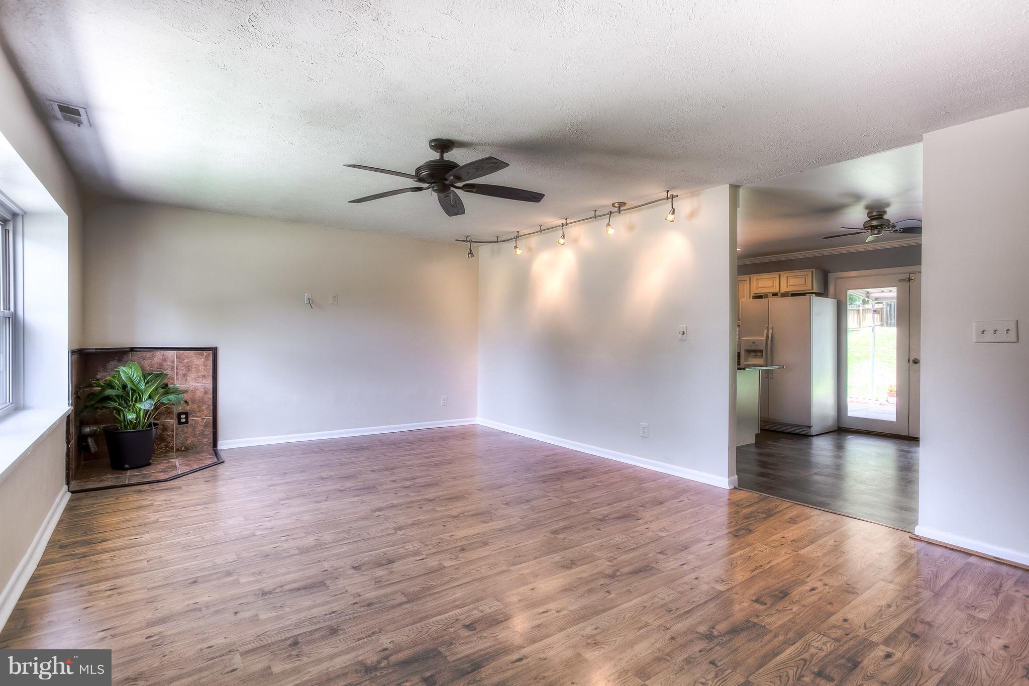 309 Breslin Road Joppa, MD 21085 - Photo 3 of 30 Living Room