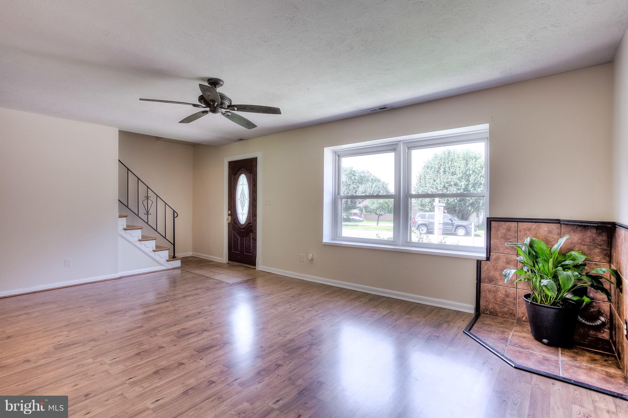 309 Breslin Road Joppa, MD 21085 - Photo 4 of 30 Living Room
