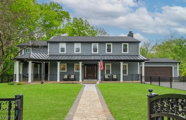 $1,495,000 | 276 River Drive, River Vale, NJ 07675