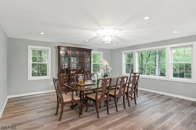 $1,495,000 | 276 River Drive, River Vale, NJ 07675