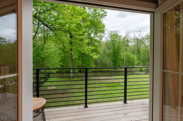 $1,495,000 | 276 River Drive, River Vale, NJ 07675