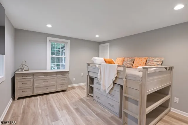 $1,495,000 | 276 River Drive, River Vale, NJ 07675