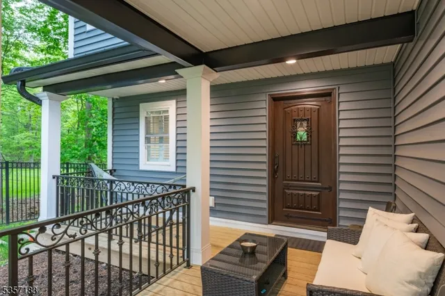 $1,495,000 | 276 River Drive, River Vale, NJ 07675