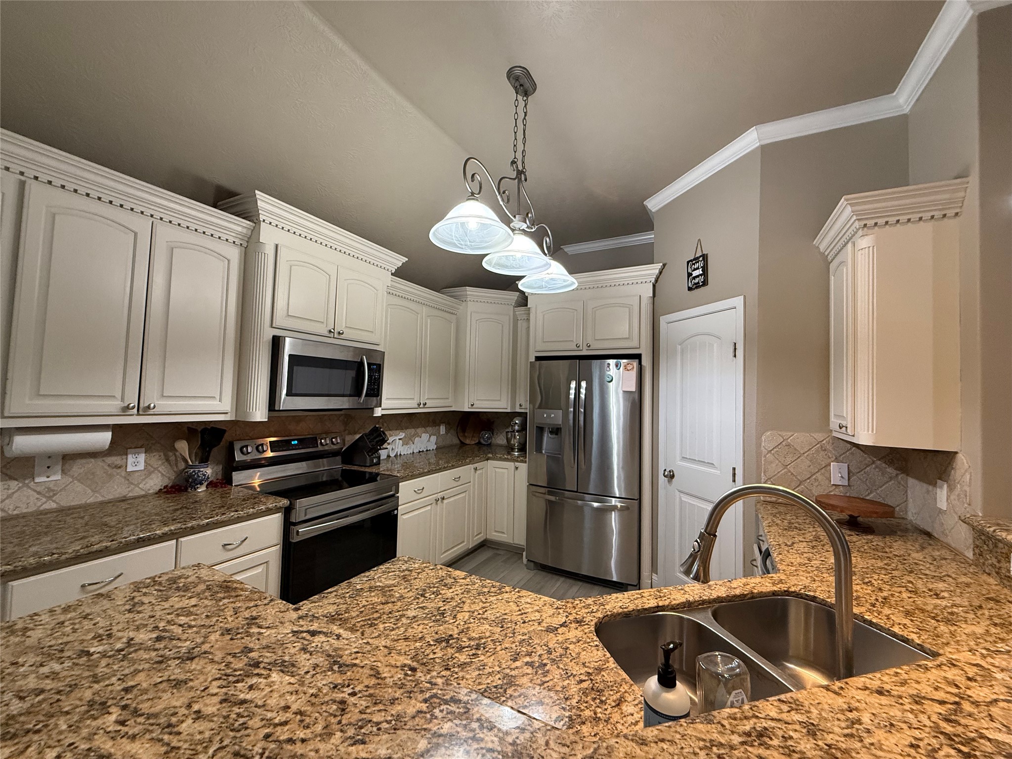 635 Windmill Way Vidor, TX 77662 - Photo 12 of 25