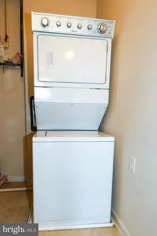 $2,100 | 3750 Clara Downey Avenue, Unit 13, Silver Spring, MD 20906