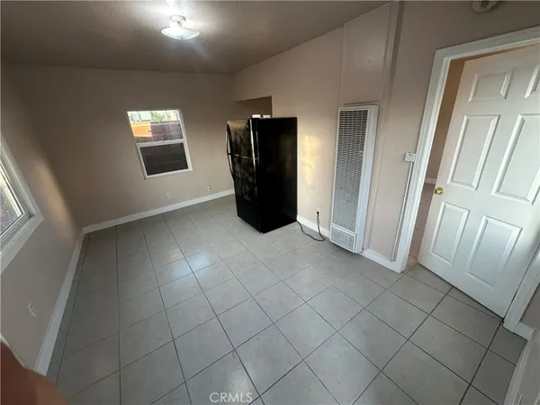 $1,800 | 920 McFarland Avenue, Wilmington, CA 90744