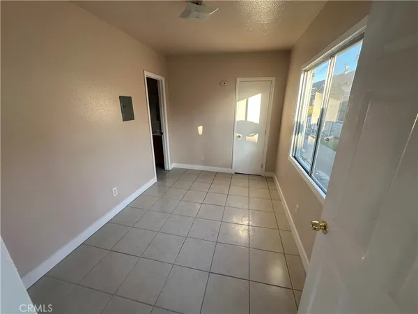 $1,800 | 920 McFarland Avenue, Wilmington, CA 90744