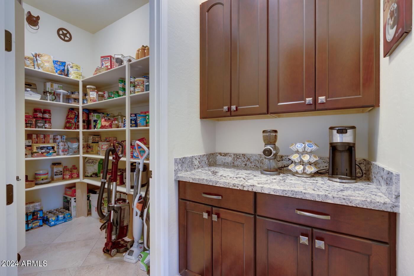 2330 East Brooks Farm Road Gilbert, AZ 85298 - Photo 17 of 42 Brooks Farm-29