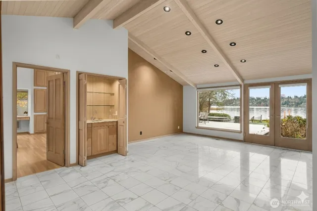 $15,000 | 8428 North Mercer Way, Mercer Island, WA 98040