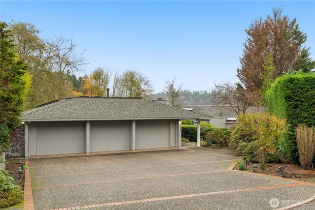 $15,000 | 8428 North Mercer Way, Mercer Island, WA 98040