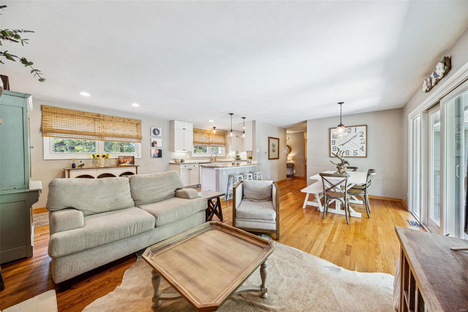 8563 Big Bend Boulevard St. Louis, MO 63119 - Photo 3 of 22