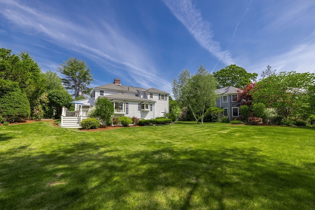 212 Broad Meadow Road Needham, MA 02492 - Photo 2 of 33