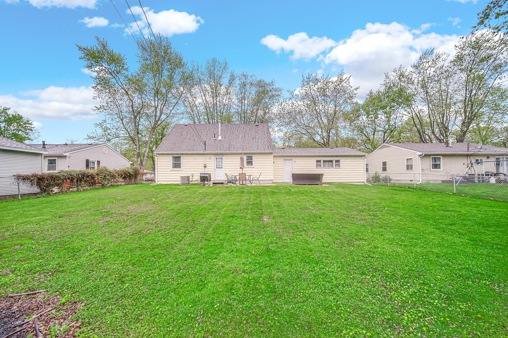 705 Juniper Road Valparaiso, IN 46385 - Photo 17 of 21 a view of house with backyard