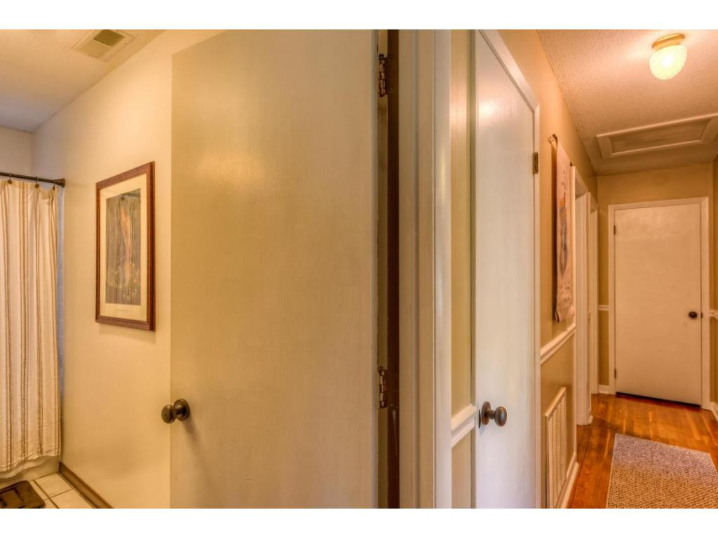122 Green Valley Road Bristol, VA 24202 - Photo 19 of 23 Photo 20