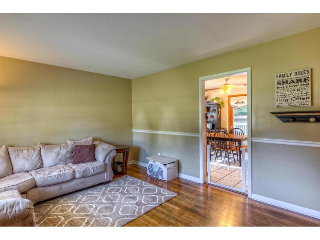 122 Green Valley Road Bristol, VA 24202 - Photo 3 of 23 Photo 3