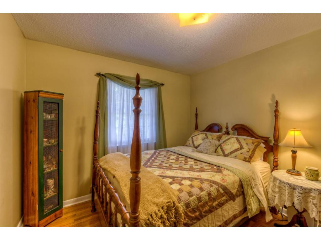 122 Green Valley Road Bristol, VA 24202 - Photo 8 of 23 Photo 8